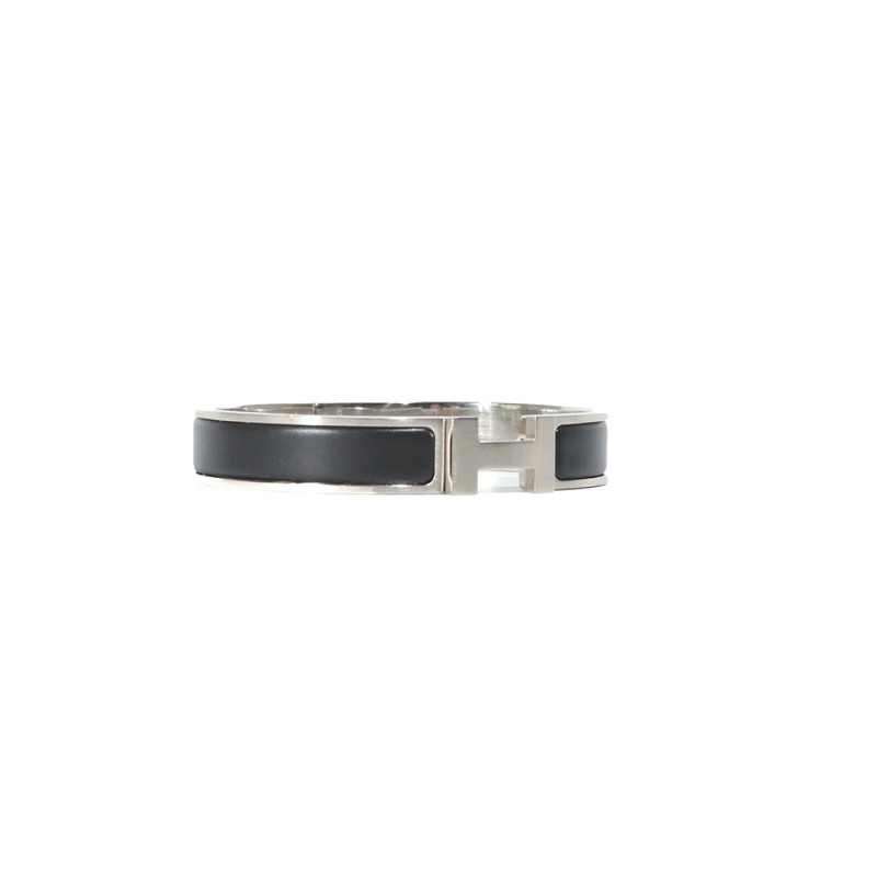 Clic Silver Bangle in Leather Clic Silver Bangle in Leather