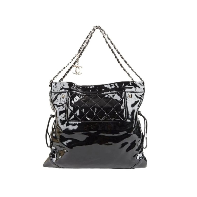Chanel Chain Tote in Patent Black Chanel Chain Tote in Patent Black